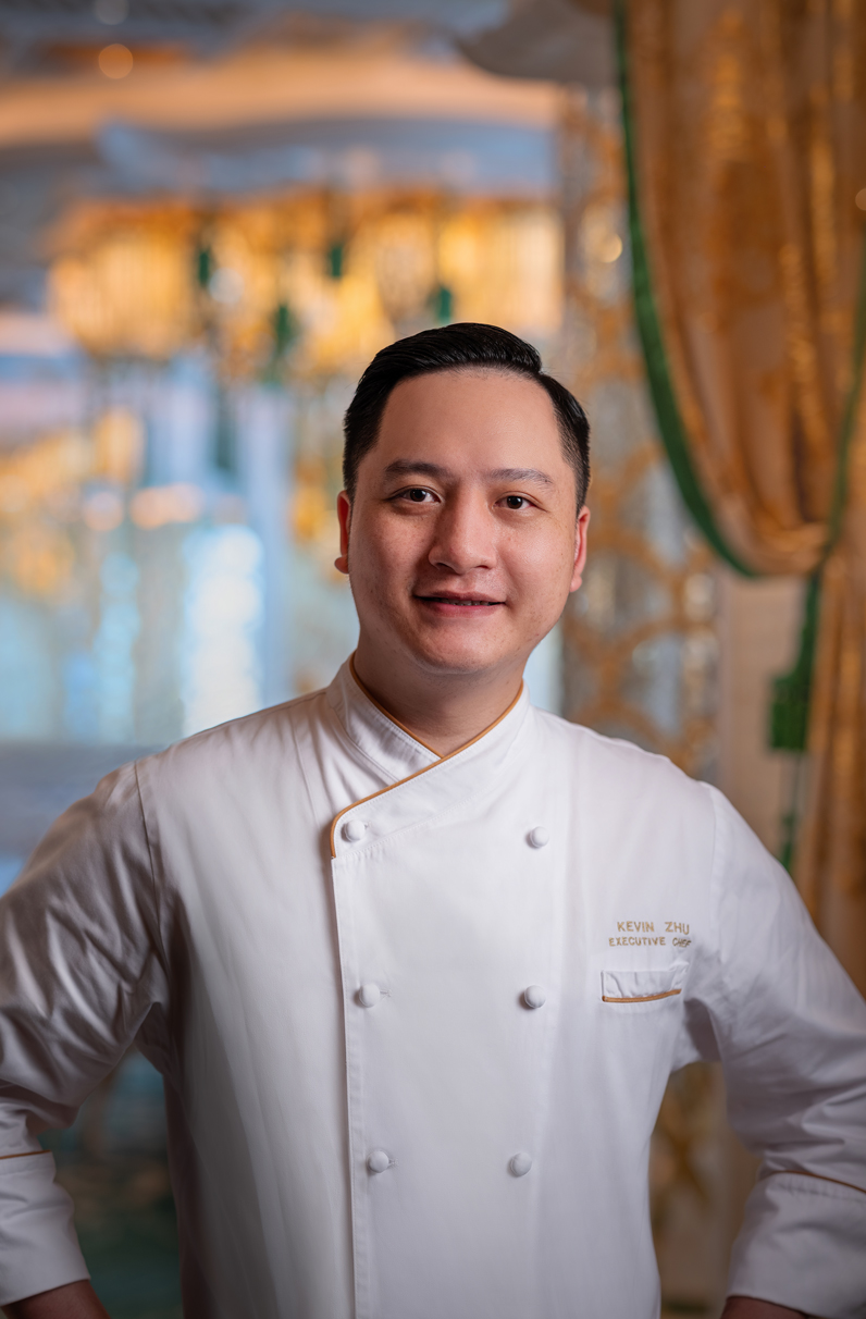 At Lakeview Palace Wynn Palace, Chef Kevin Zhu masterfully blends two culinary traditions with his Modern Jiangnan Cuisine.